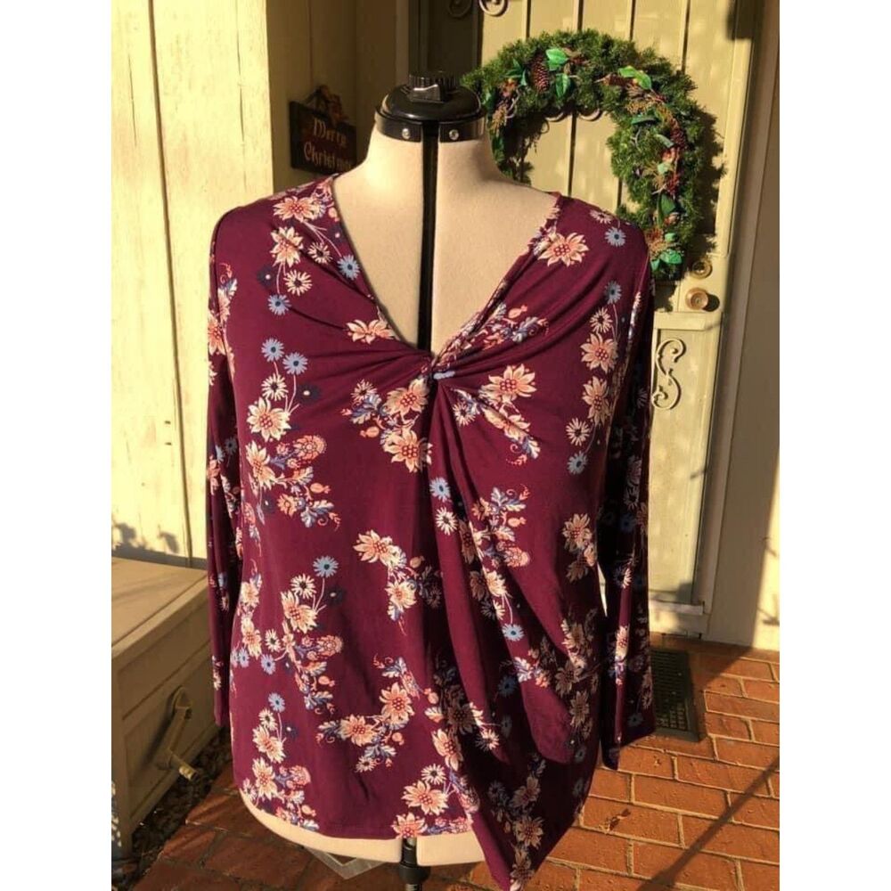 Style & Co twist neckline wine purple floral long sleeve top. Size 1x. NWT